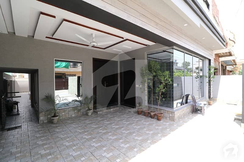 Modern 10 Marla Solid Superb House For Sale In PGECHS