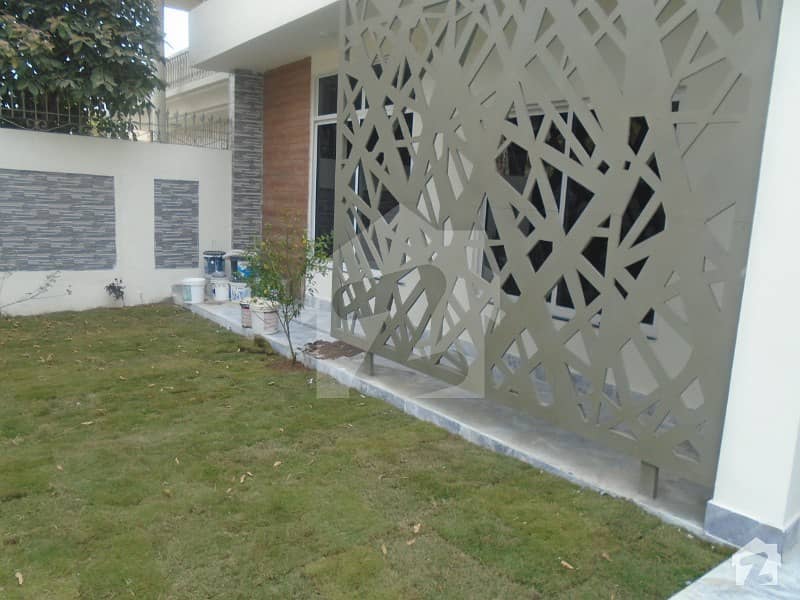 Prime Location Brand New House Very Close to F-7 Markaz