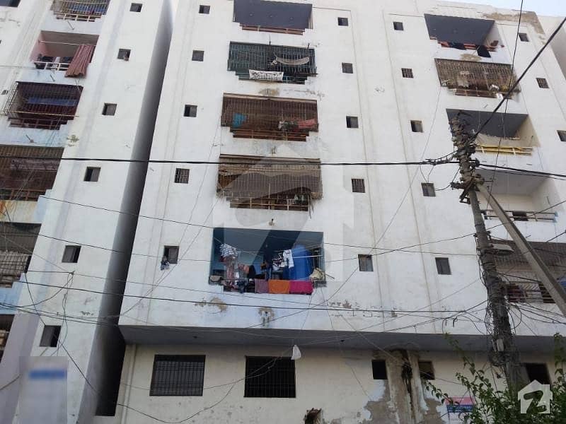 In Gulshan E Maymar 2 Bed Rooms Drawing Lounge Flat For Sale
