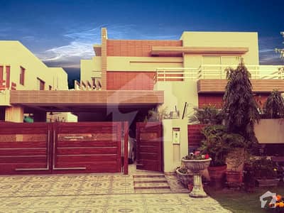 1 Kanal Luxurious Bungalow For Sale In Phase 5 Dha 1 Kanal Luxurious Bungalow For Sale In Phase 5 Dha