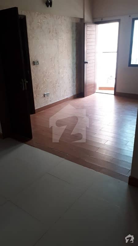 Rahat Commercial -  Apartment For Rent - Well Maintain Family Building Front Entrance