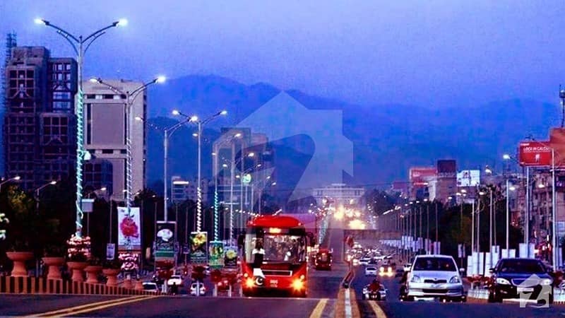 Islamabad Blue Area - One Kanal Plaza For Sale