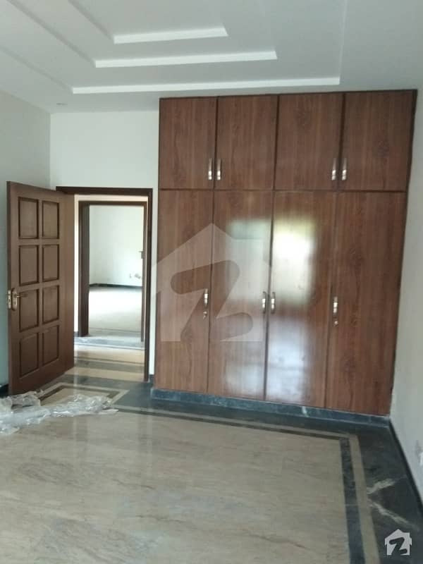 Cantt 1.75 Kanal Single Storey House For Rent