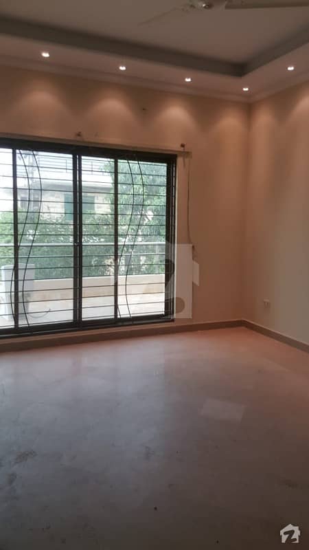1 Kanal Elegant Lower Portion House For rent In Dha Phase 4