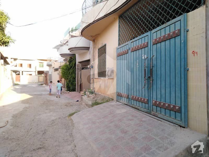 گلشنِ مہر ملتان میں 4 کمروں کا 7 مرلہ مکان 60 لاکھ میں برائے فروخت۔