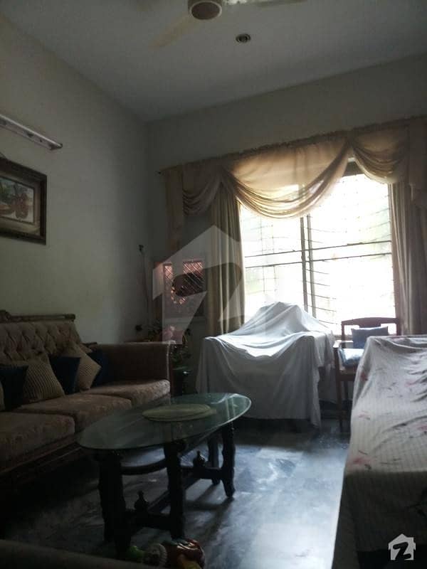 پنجاب گورنمنٹ ایمپلائیز سوسائٹی لاہور میں 4 کمروں کا 5 مرلہ مکان 1.15 کروڑ میں برائے فروخت۔