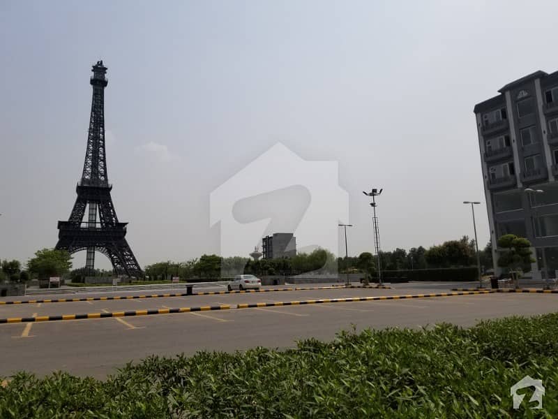 5 Marla Commercial Plot  30 For Sale Facing Eiffel Tower Corner Paid Excellent Location  In Sector E Nishtar Block