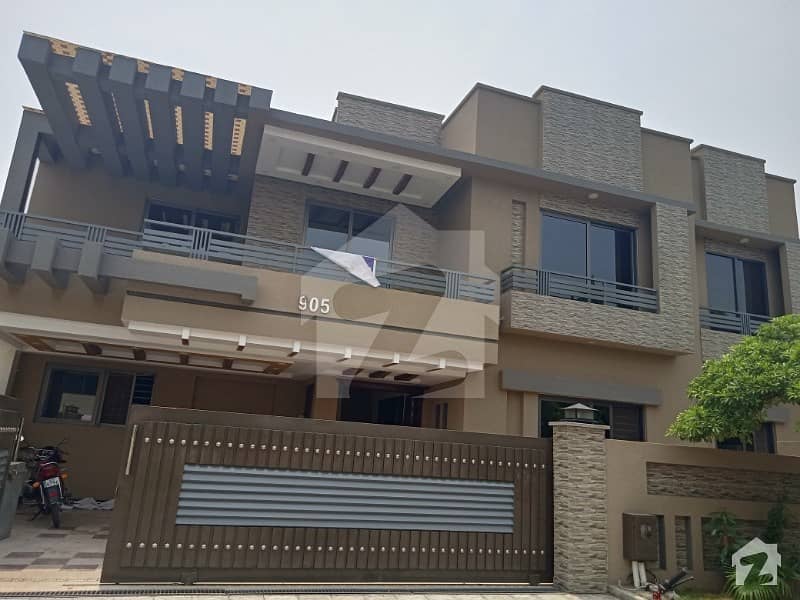 Corner House For Sale In Bahria Town Phase 2