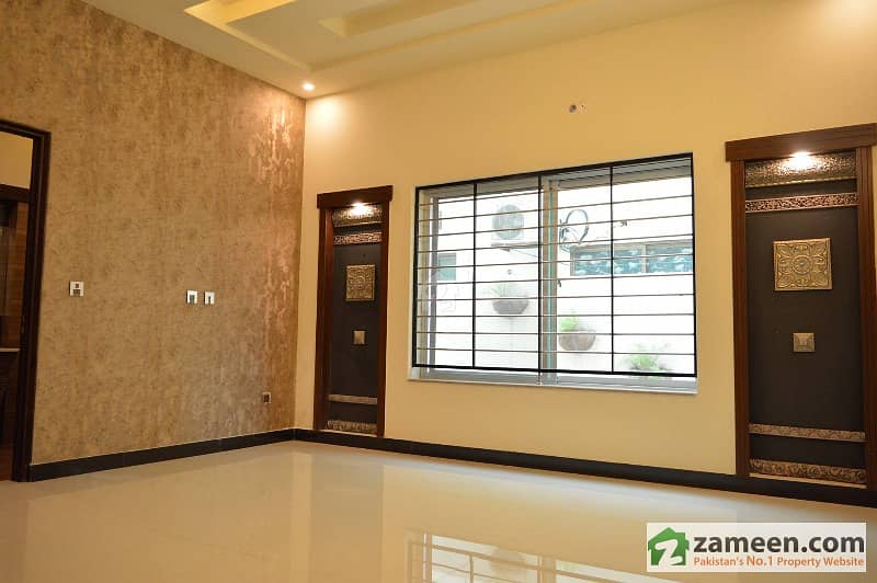 A 450 Square Yards Bungalow Is Available For Sale In Zamzama Karachi