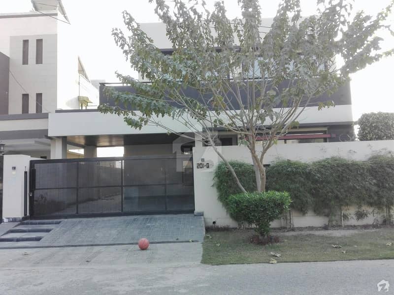 House Available For Rent In Air Avenue - Block Q