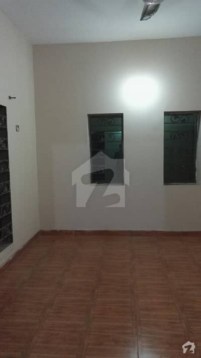 3-bedroom's Upper Portion For Rent 3-bedroom's Upper Portion For Rent