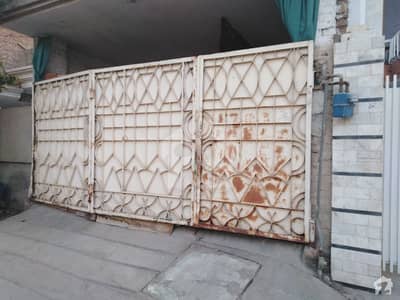 Here Is A Good Opportunity To Live In A Well-Built House Here Is A Good Opportunity To Live In A Well-Built House