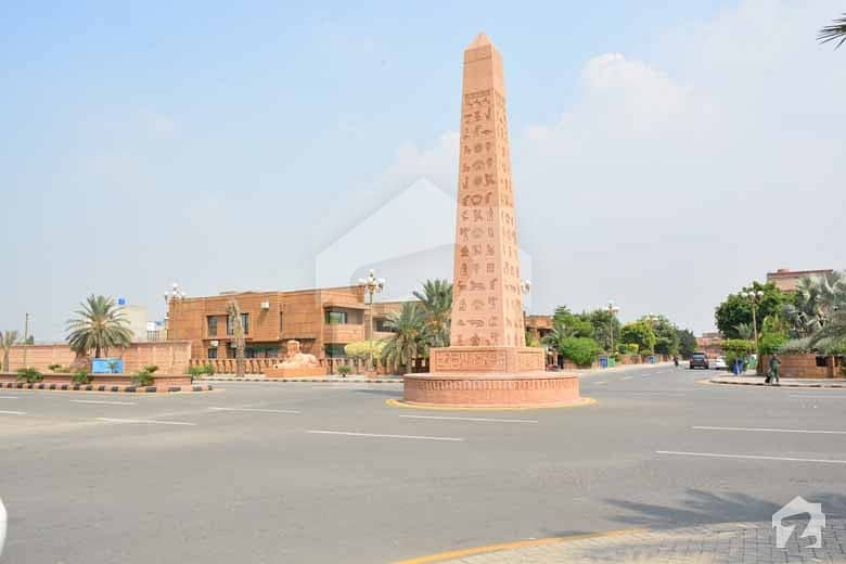 2. 5 Marla Commercial Plot Park Facing Available On Installment In Bahria Town