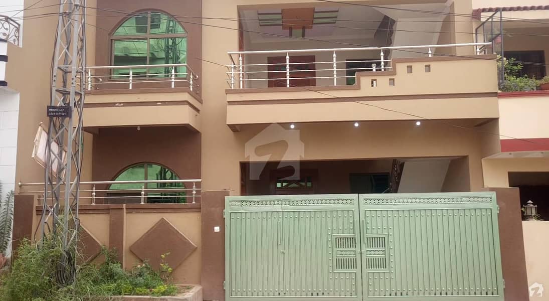 ائیرپورٹ ایونیو ہاؤسنگ سوسائٹی اسلام آباد میں 4 کمروں کا 7 مرلہ مکان 1. 1 کروڑ میں برائے فروخت۔