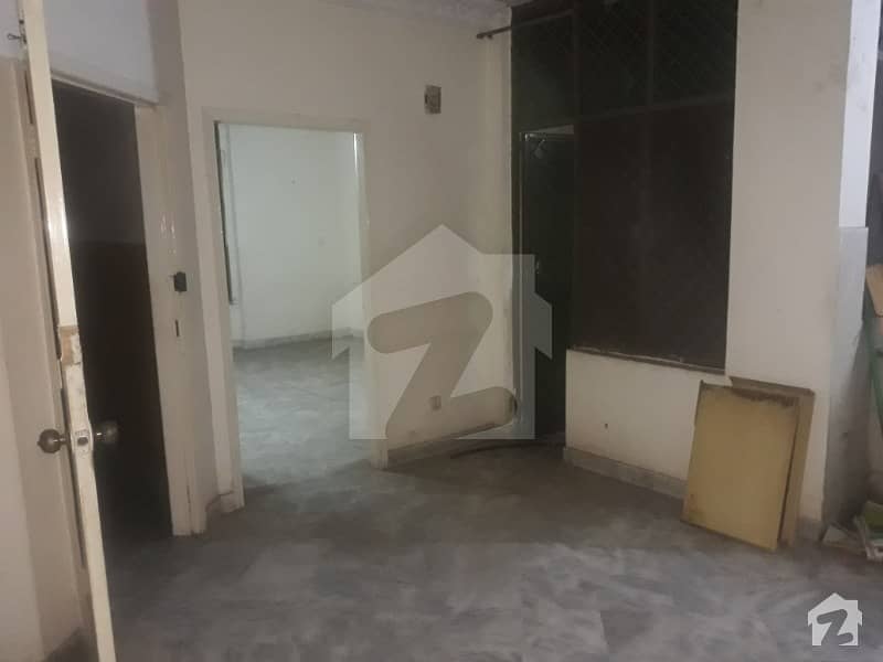 Khurram Estate 1st Floor Flat For Rent