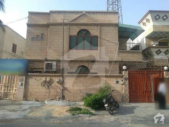 کلفٹن ۔ بلاک 2 کلفٹن کراچی میں 4 کمروں کا 10 مرلہ مکان 2.3 لاکھ میں کرایہ پر دستیاب ہے۔