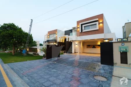 Near Airport Fully Furnished 2 Kanal House With 7 Bedrooms Is For Sale Near Airport Fully Furnished 2 Kanal House With 7 Bedrooms Is For Sale