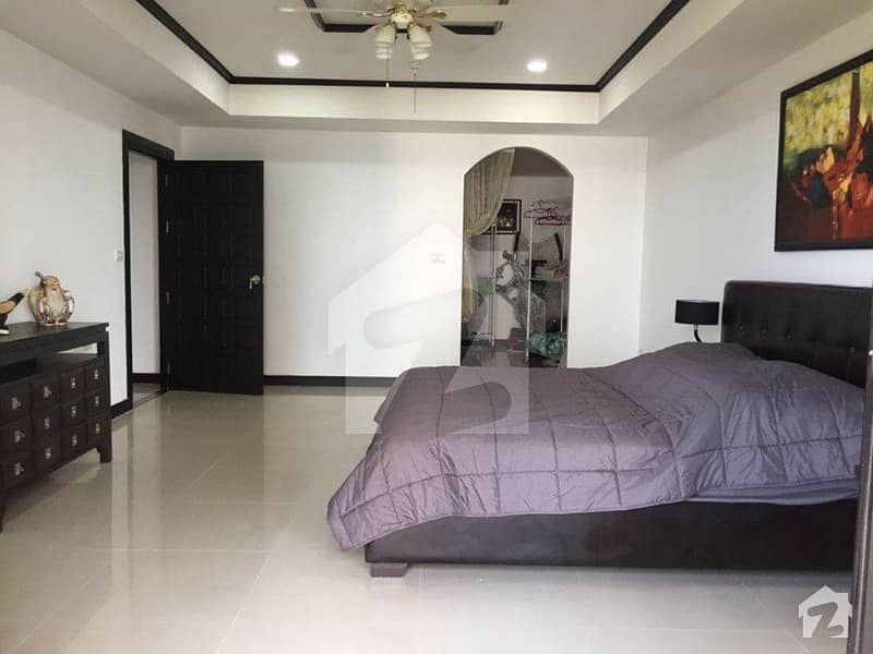 Dha New Bungalow Fully Furnished Room Attached Beautiful Bath Shared Lounge Terrace Fully Tilled