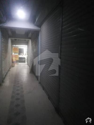 نوناریاں چوک سمن آباد لاہور میں 1 مرلہ دکان 18 لاکھ میں برائے فروخت۔