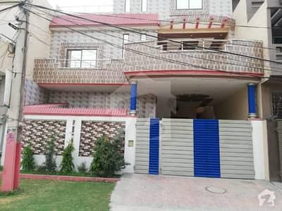 10 Marla Beautiful House For Sale in Rizwan Gardan Lahore