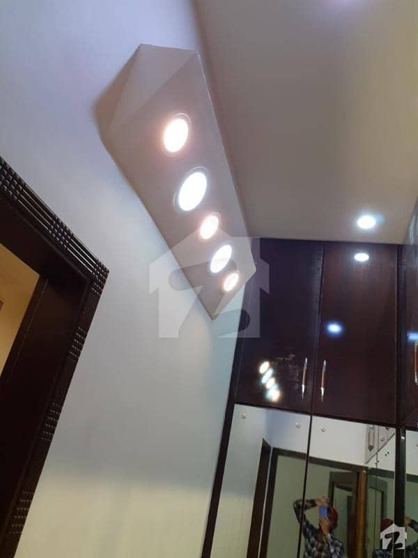 3 Bed D/D Flat For Sale In GulshaneKaneez Fatima Society Gulshane