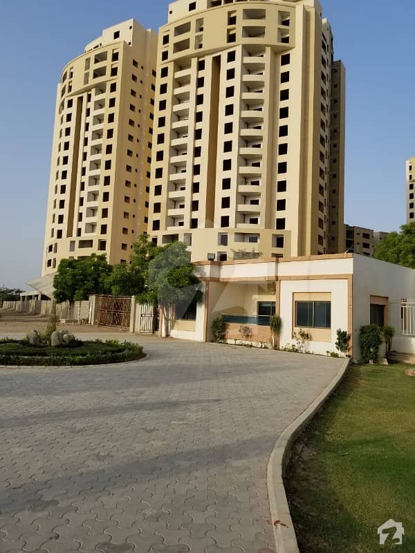 برج-ال-حرمین یونیورسٹی روڈ کراچی میں 4 کمروں کا 8 مرلہ فلیٹ 1 کروڑ میں برائے فروخت۔