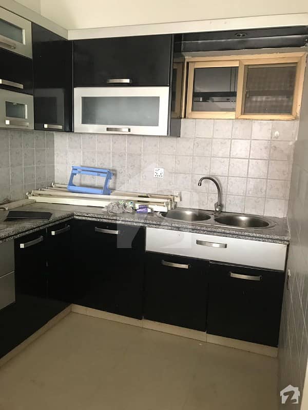 3 Bed D/D  Flat For Rent Sharfabad