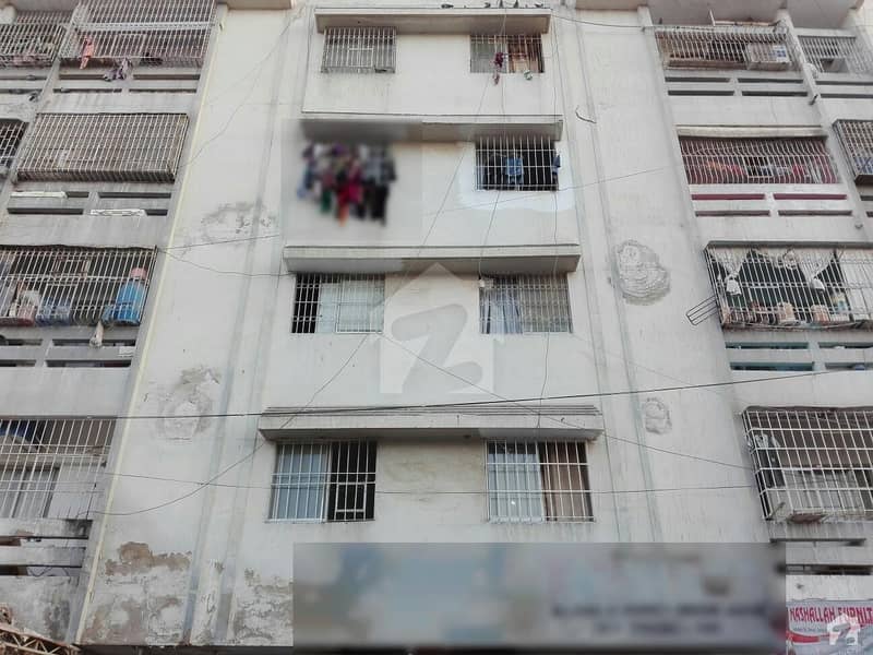 نارتھ کراچی - سیکٹر 11-C/1 نارتھ کراچی کراچی میں 2 کمروں کا 4 مرلہ بالائی پورشن 45 لاکھ میں برائے فروخت۔