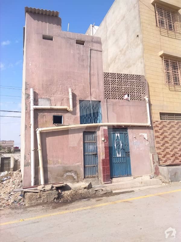 بھٹائی کالونی کورنگی کراچی میں 5 کمروں کا 2 مرلہ مکان 1.5 کروڑ میں برائے فروخت۔