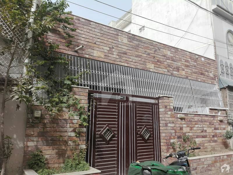 Single Storey House Available For Sale In Good Location In North Karachi