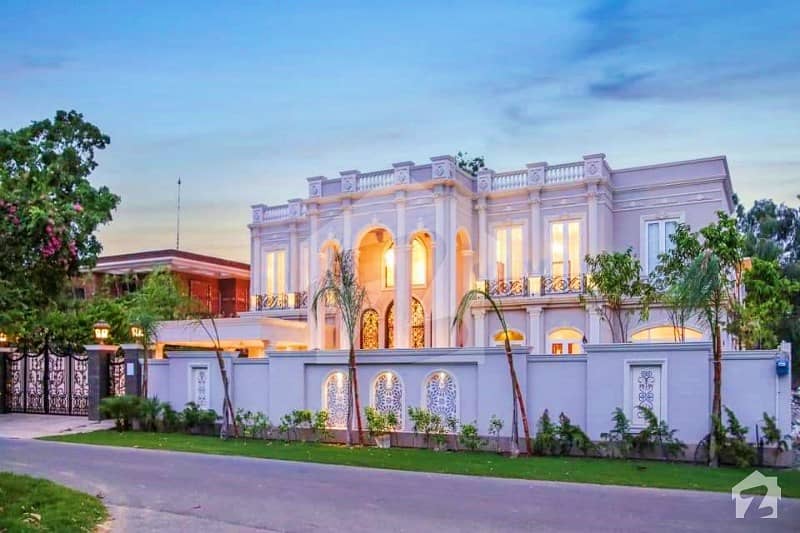 ڈی ایچ اے فیز 2 ڈیفنس (ڈی ایچ اے) لاہور میں 5 کمروں کا 2 کنال مکان 17.5 کروڑ میں برائے فروخت۔