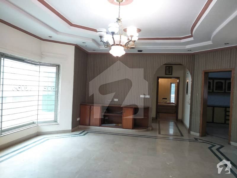 Beautiful House Lower Portion Available For Rent In Dha Phase 5 G Block