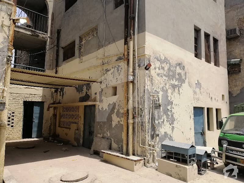 Flat No 9 Near Madina Town Ground Floor Flat Is Available For Sale