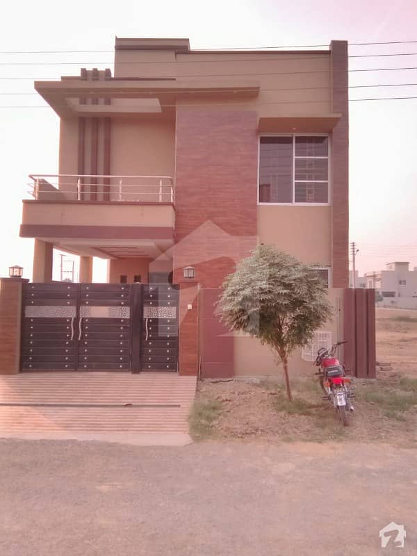 3 Bed 5 Marla House Near To Main Road For Sale