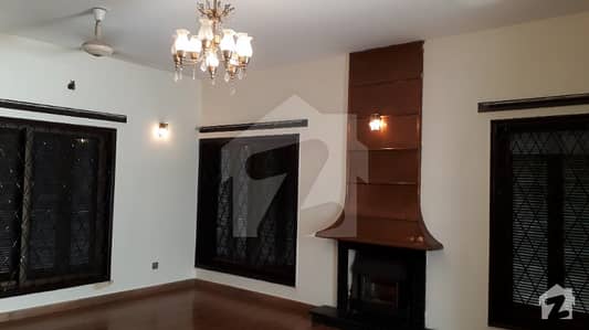 1 Kanal Wonderful Double Unit Bungalow With Basement For Rent In Phase 3 1 Kanal Wonderful Double Unit Bungalow With Basement For Rent In Phase 3