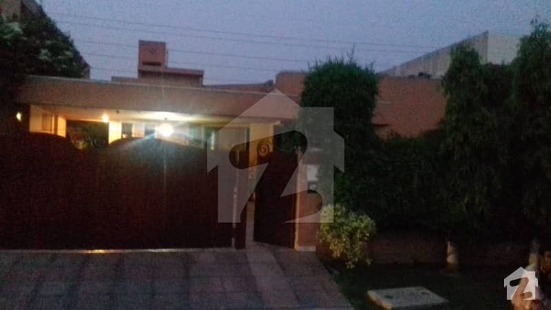 1 Kanal Single Storey Slightly Used Bungalow Available For Rent At Dha Phase 4