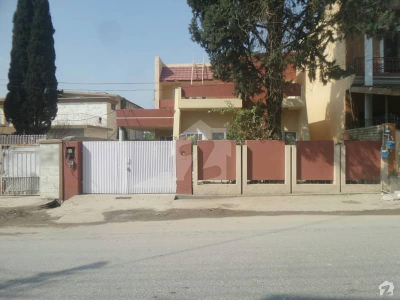 House For Sale At Good Location House For Sale At Good Location