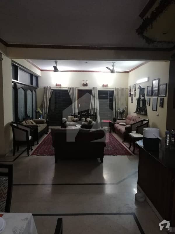 ابدالینزکوآپریٹو ہاؤسنگ سوسائٹی لاہور میں 5 کمروں کا 1 کنال مکان 4.6 کروڑ میں برائے فروخت۔
