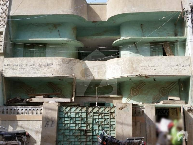 عائشہ منزل کراچی میں 4 کمروں کا 4 مرلہ مکان 1.25 کروڑ میں برائے فروخت۔