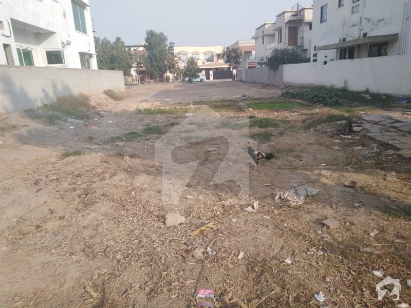 1 Kanal Almost Facing Park Plot Gulbahar Block Sector C BTL