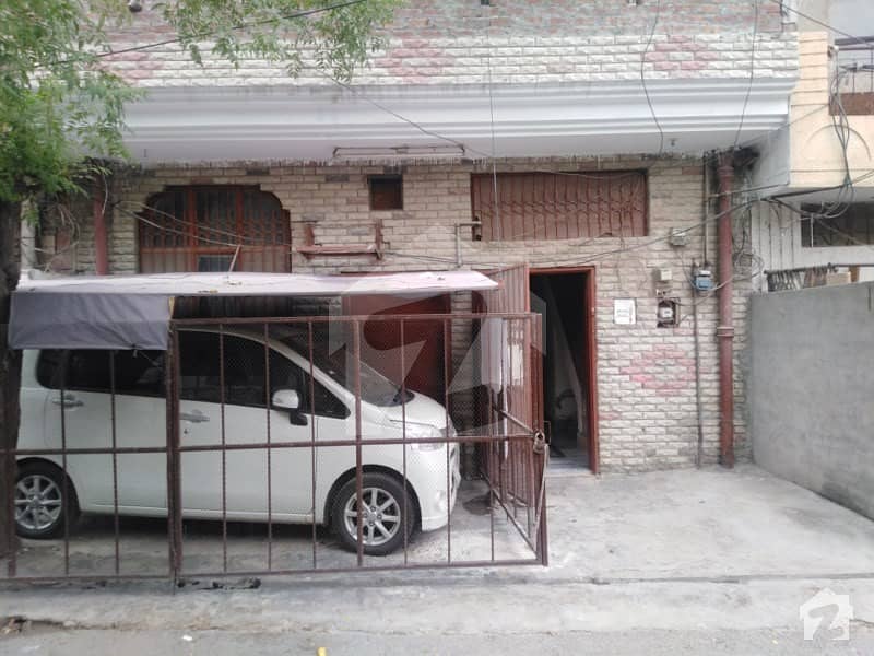 ٹاؤن شپ ۔ سیکٹر بی1 ٹاؤن شپ لاہور میں 5 کمروں کا 5 مرلہ مکان 1. 2 کروڑ میں برائے فروخت۔