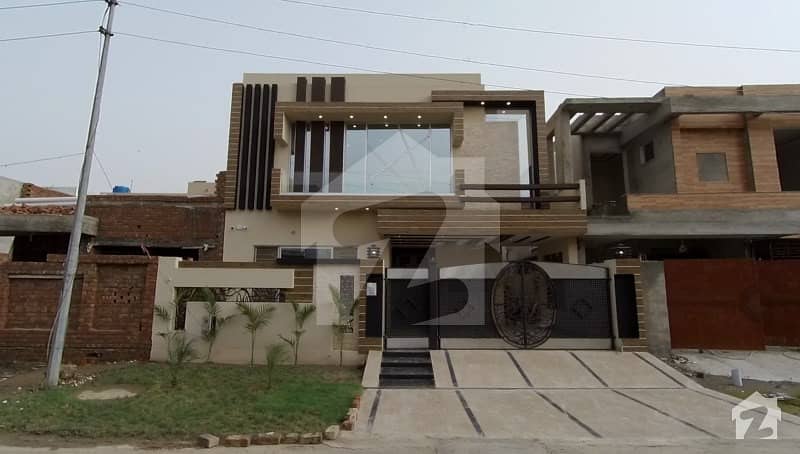 پیراگون سٹی ۔ وُوڈز بلاک پیراگون سٹی لاہور میں 4 کمروں کا 10 مرلہ مکان 2.2 کروڑ میں برائے فروخت۔