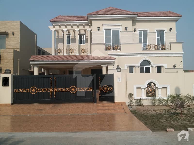 One Kanal Luxury Bungalow For Rent In State Life Housing Society Reasonable Rent