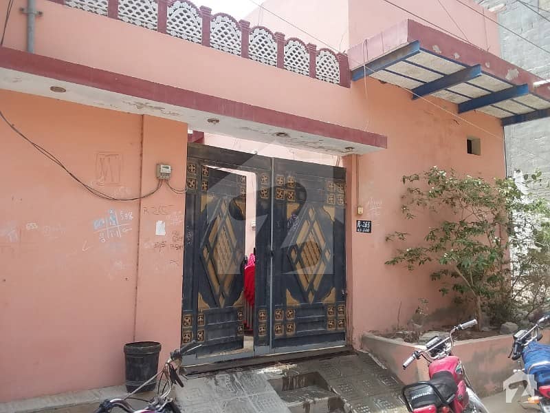 یونیورسٹی روڈ کراچی میں 3 کمروں کا 5 مرلہ مکان 80 لاکھ میں برائے فروخت۔