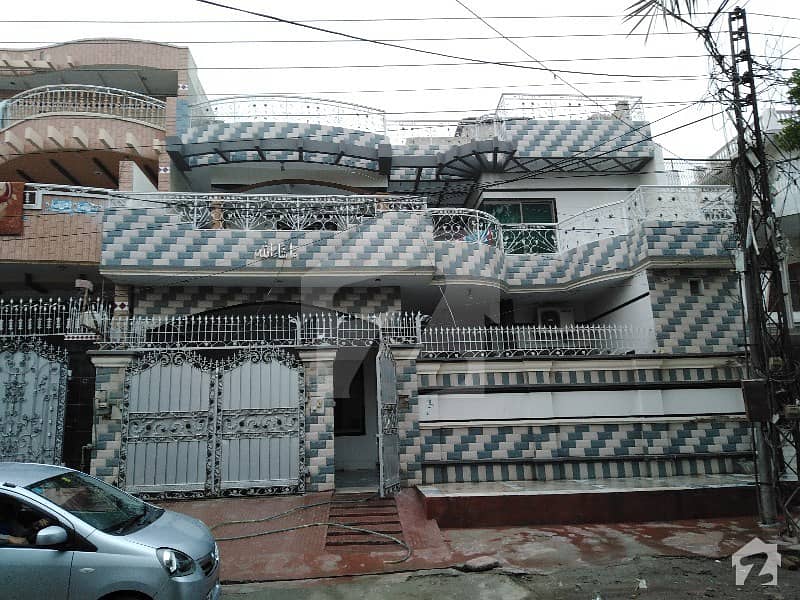 اقبال کالونی سرگودھا میں 7 کمروں کا 10 مرلہ مکان 2. 9 کروڑ میں برائے فروخت۔