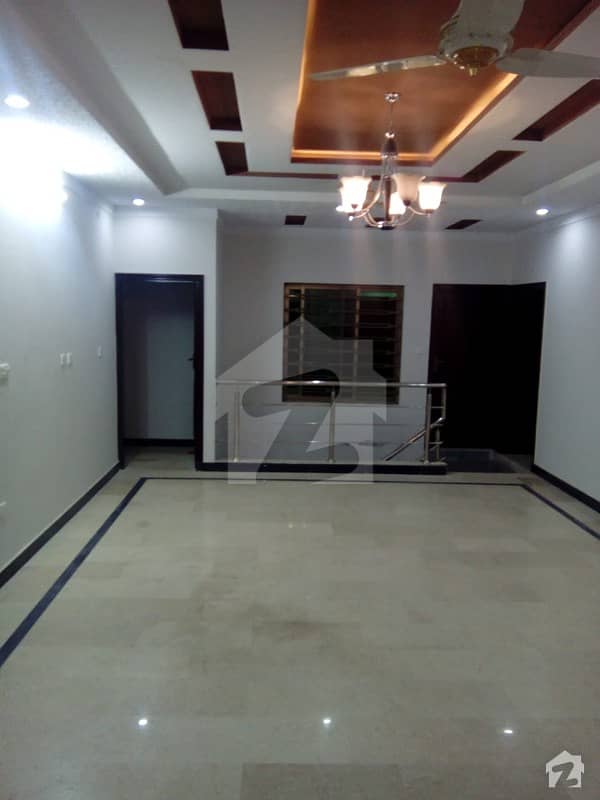 1 Kanal House For Commercial Use Only For Rent