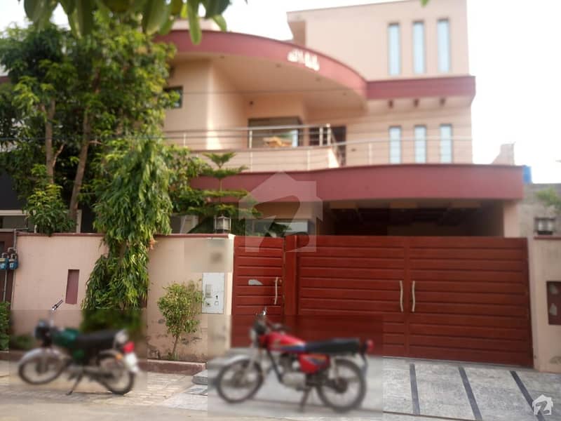 Upper Portion Available For Rent On Airport Road
