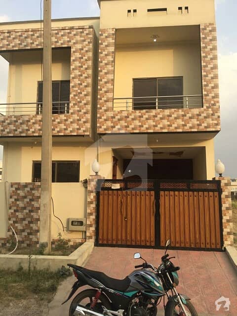 At I-9/1 Beautiful Triple Storey House For Sale