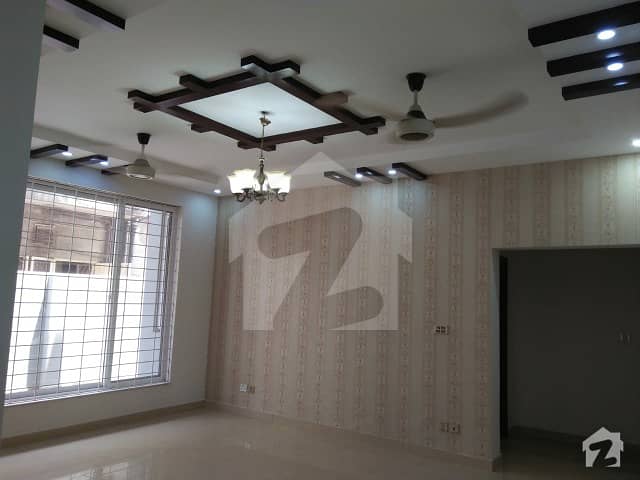 Real Pictures Kanal Beautiful House With Double Unit For Rent