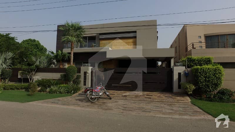 Ideal Location One Kanal Fully Furnished Double Unit Owner Build Bungalow For Sale